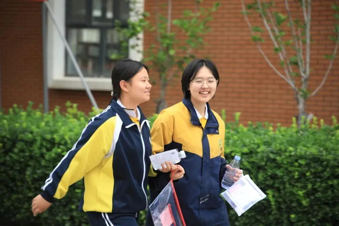 暖心护航 逐梦中考|宏达东方祝初三学子金榜题名-第75张图片-四季读书网 暖心护航 逐梦中考|宏达东方祝初三学子金榜题名-第75张图片-四季读书网