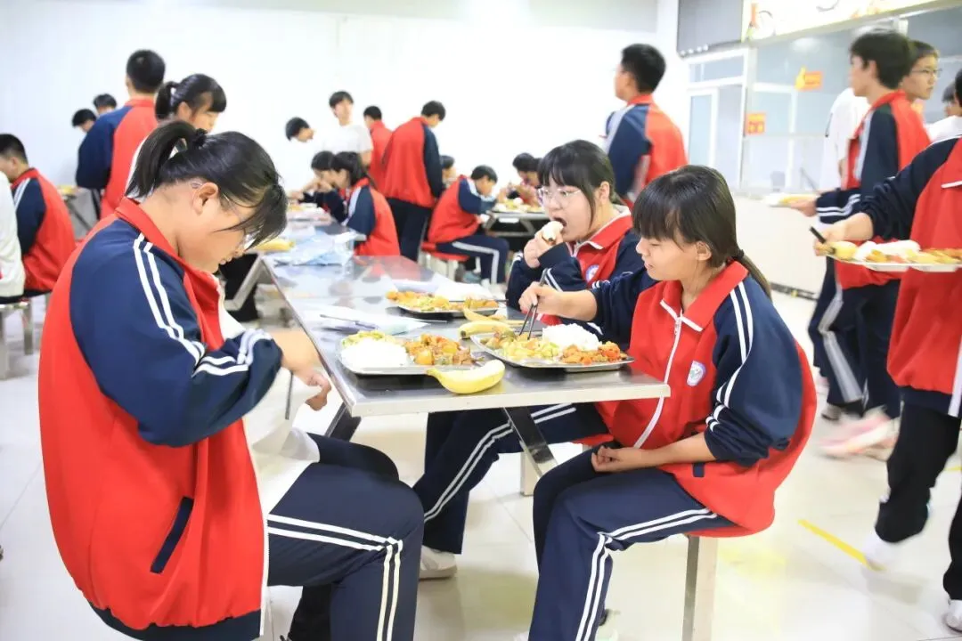 暖心护航 逐梦中考|宏达东方祝初三学子金榜题名-第85张图片-四季读书网 暖心护航 逐梦中考|宏达东方祝初三学子金榜题名-第85张图片-四季读书网