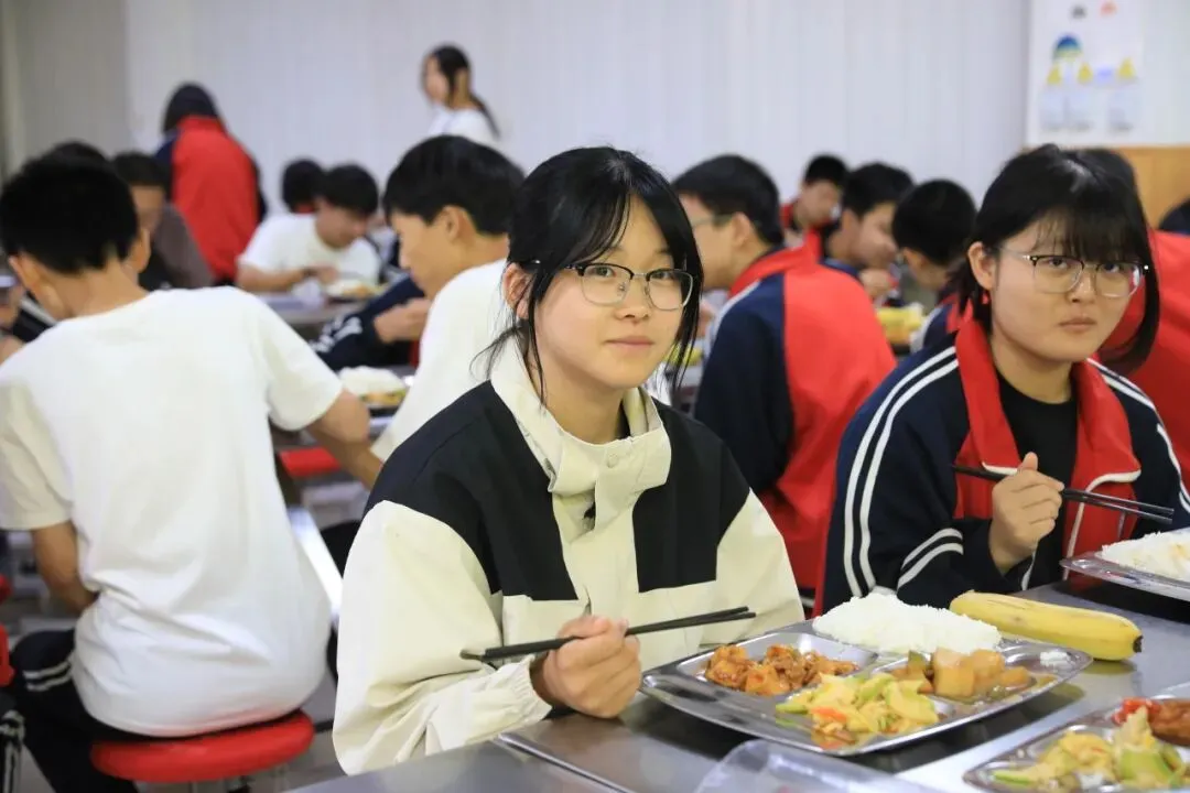 暖心护航 逐梦中考|宏达东方祝初三学子金榜题名-第88张图片-四季读书网 暖心护航 逐梦中考|宏达东方祝初三学子金榜题名-第88张图片-四季读书网