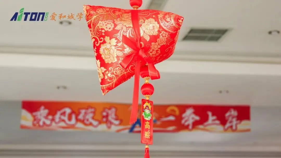 中考首日:击掌为誓,出征如虹-第17张图片-四季读书网