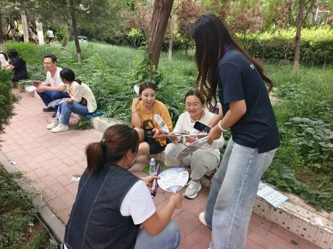 盛夏送清凉,双语助中考|黄骅实验双语暖心护航考生-第29张图片-四季读书网