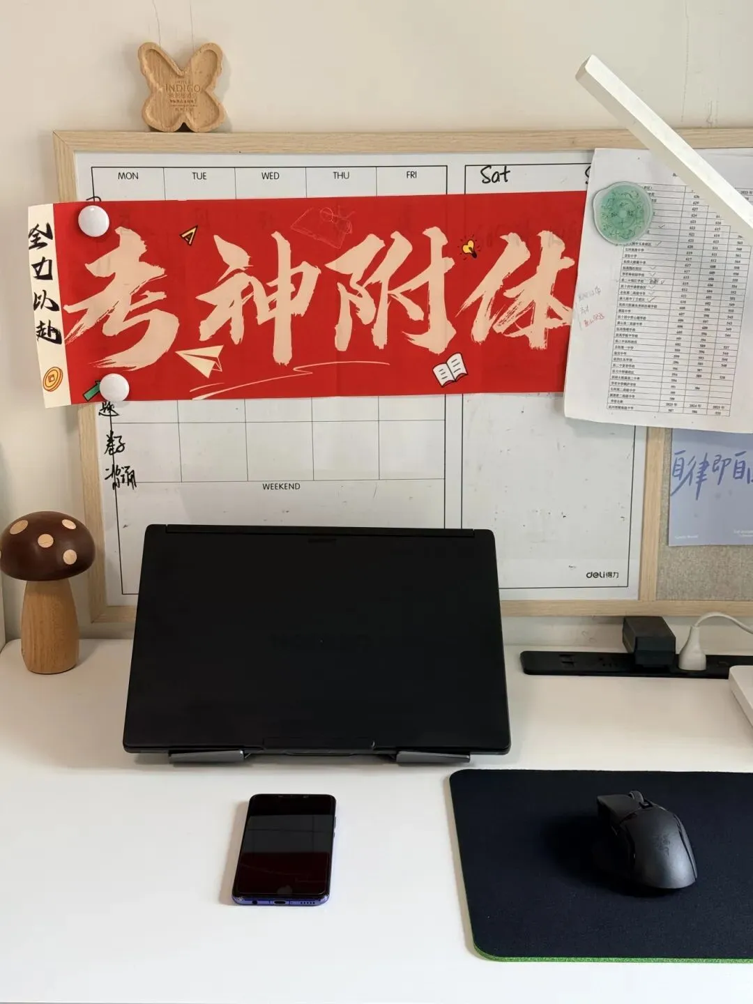 中考结束,社会学科首次闭卷,很多考生状态松弛!今天是父亲节,考场外这些身影让人红了眼眶-第11张图片-四季读书网 中考结束,社会学科首次闭卷,很多考生状态松弛!今天是父亲节,考场外这些身影让人红了眼眶-第11张图片-四季读书网