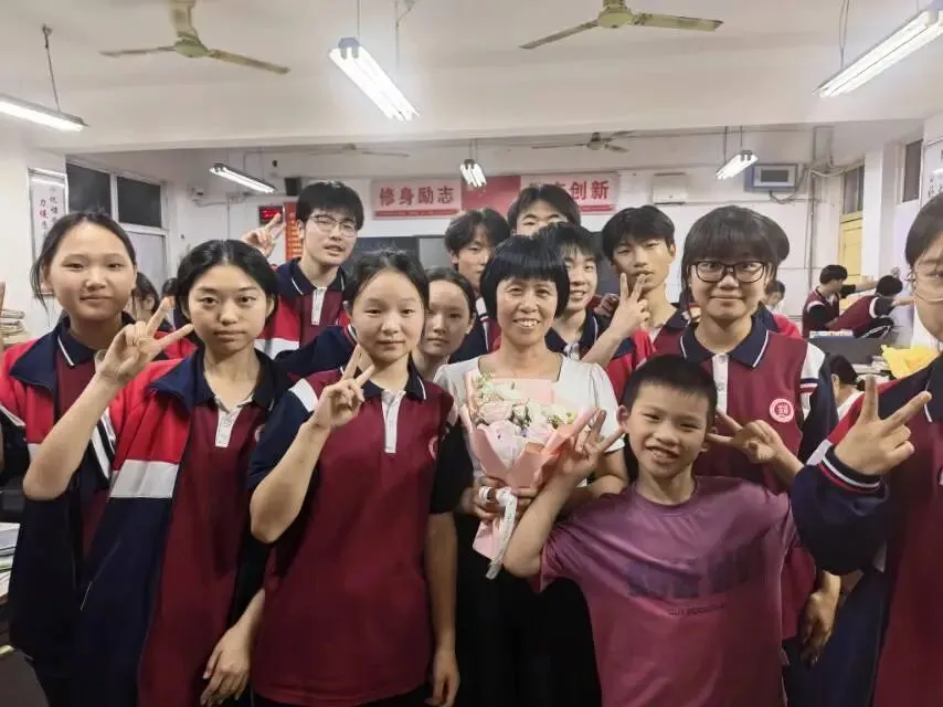 致中考的考生们-第2张图片-四季读书网 致中考的考生们-第2张图片-四季读书网