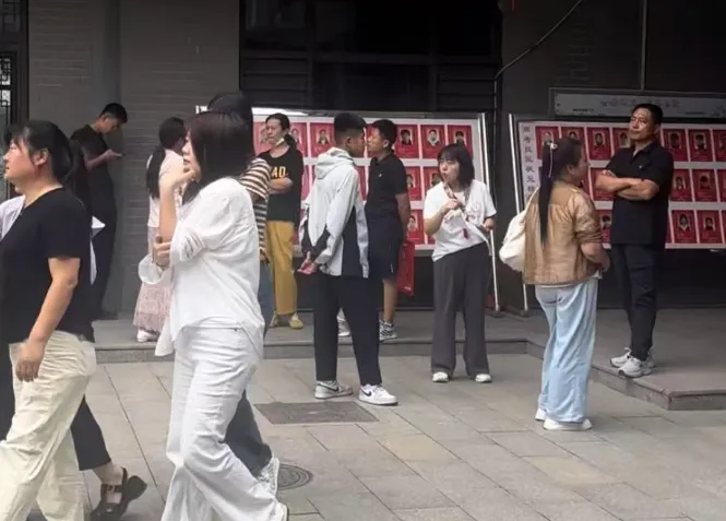 蝉鸣盛夏赴新程|中考落幕择校关键,德州弘德以硬核实力不负家庭托付-第4张图片-四季读书网 蝉鸣盛夏赴新程|中考落幕择校关键,德州弘德以硬核实力不负家庭托付-第4张图片-四季读书网