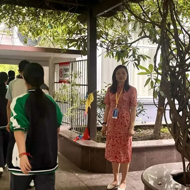 逐梦中考 | 自胜砺锋芒 卓立赴考场 —— 塔影中学卓立少年从容出征2026年-第57张图片-四季读书网