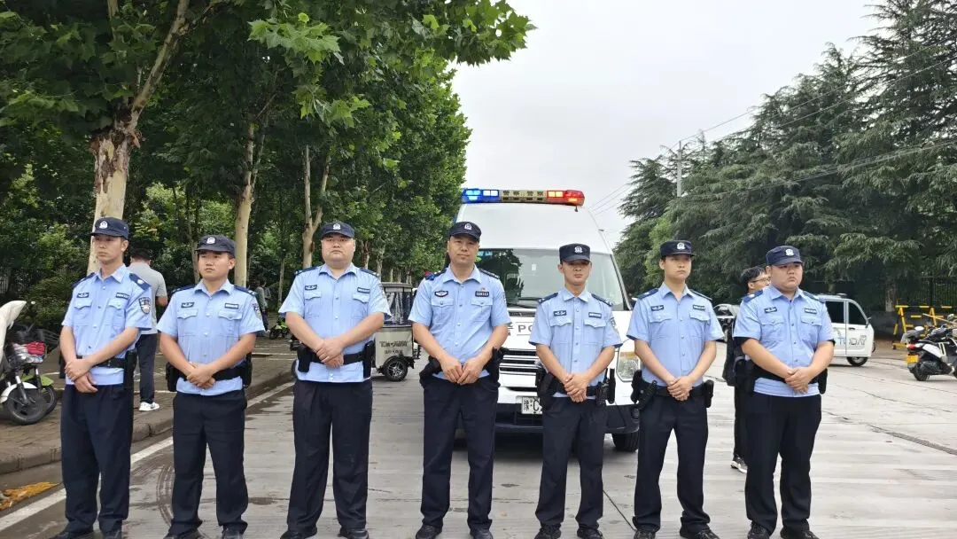 【护航中考】今日开考!汝阳公安全力护航!-第9张图片-四季读书网 【护航中考】今日开考!汝阳公安全力护航!-第9张图片-四季读书网
