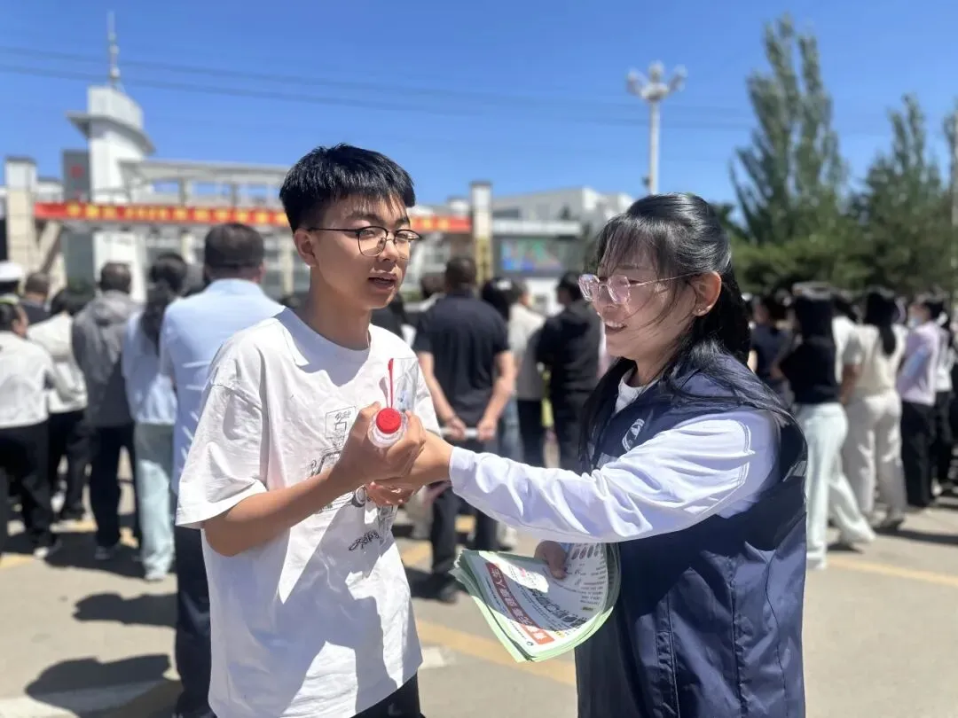 防毒守心,决胜中考-第6张图片-四季读书网 防毒守心,决胜中考-第6张图片-四季读书网