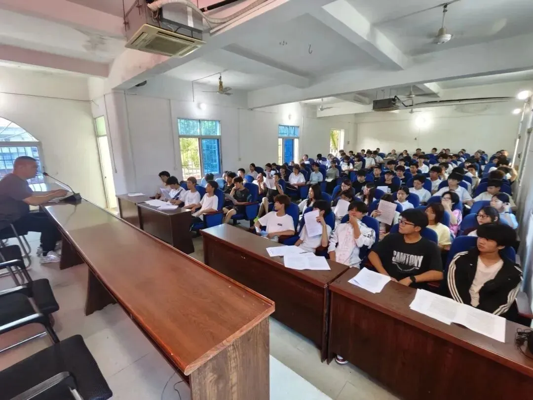 这2个乡镇为中考学子暖心送考-第13张图片-四季读书网 这2个乡镇为中考学子暖心送考-第13张图片-四季读书网