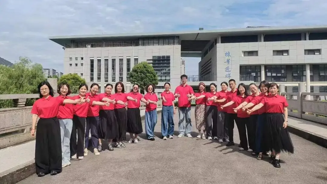 中考落幕 青春启新 || 龙实少年 自有万丈风华-第41张图片-四季读书网 中考落幕 青春启新 || 龙实少年 自有万丈风华-第41张图片-四季读书网