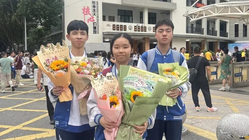 中考落幕 青春启新 || 龙实少年 自有万丈风华-第59张图片-四季读书网 中考落幕 青春启新 || 龙实少年 自有万丈风华-第59张图片-四季读书网