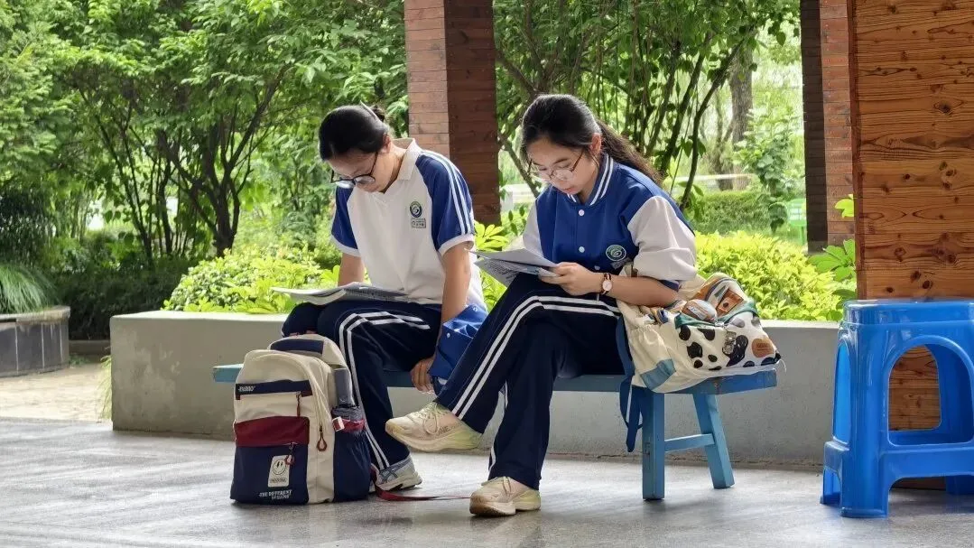 中考落幕 青春启新 || 龙实少年 自有万丈风华-第87张图片-四季读书网 中考落幕 青春启新 || 龙实少年 自有万丈风华-第87张图片-四季读书网