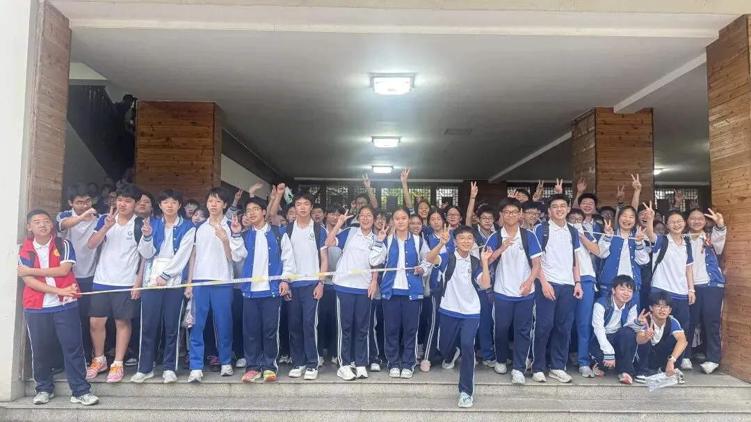 中考落幕 青春启新 || 龙实少年 自有万丈风华-第88张图片-四季读书网 中考落幕 青春启新 || 龙实少年 自有万丈风华-第88张图片-四季读书网