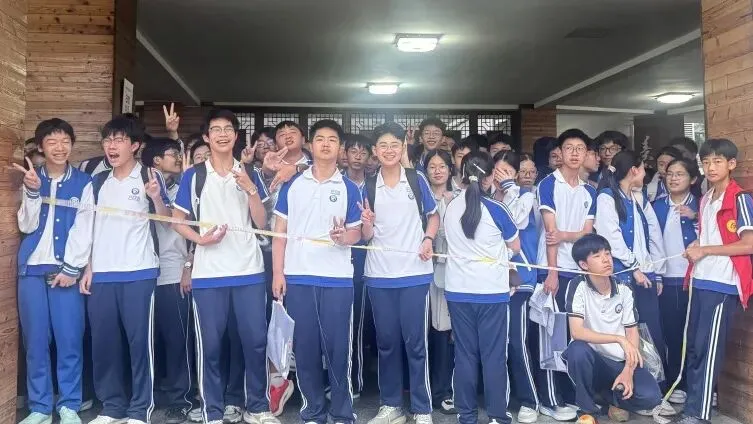 中考落幕 青春启新 || 龙实少年 自有万丈风华-第89张图片-四季读书网 中考落幕 青春启新 || 龙实少年 自有万丈风华-第89张图片-四季读书网