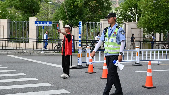 中考落幕 青春启新 || 龙实少年 自有万丈风华-第112张图片-四季读书网 中考落幕 青春启新 || 龙实少年 自有万丈风华-第112张图片-四季读书网