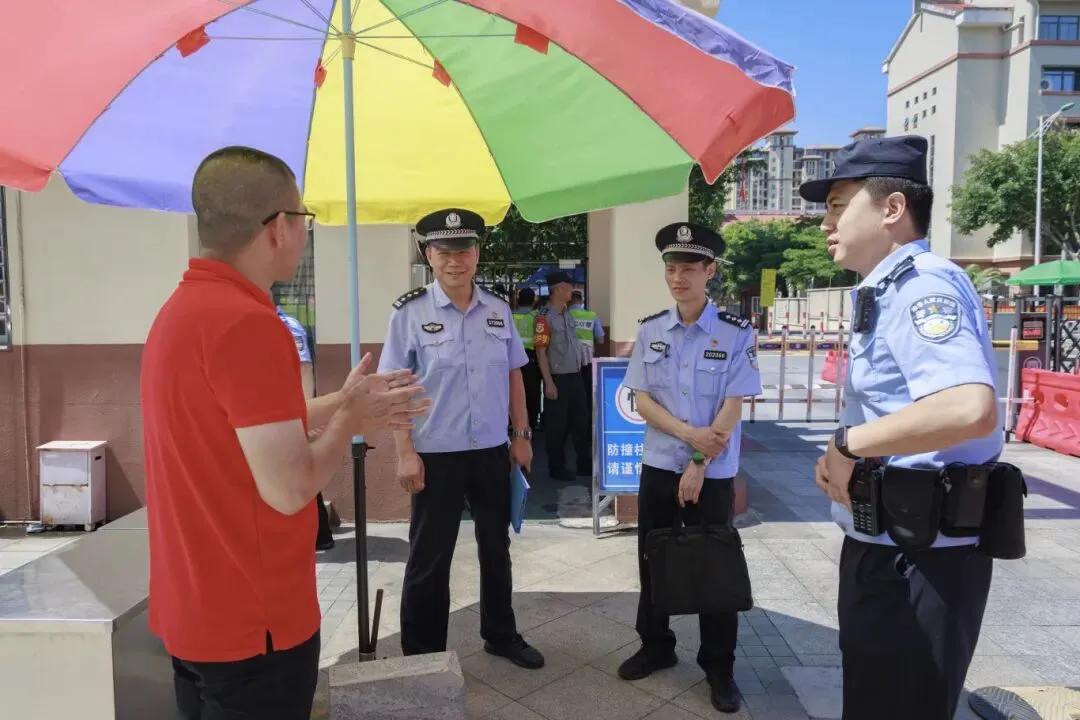 中考遇端午,翔安公安“粽”情守护,“警”候佳音!-第5张图片-四季读书网 中考遇端午,翔安公安“粽”情守护,“警”候佳音!-第5张图片-四季读书网