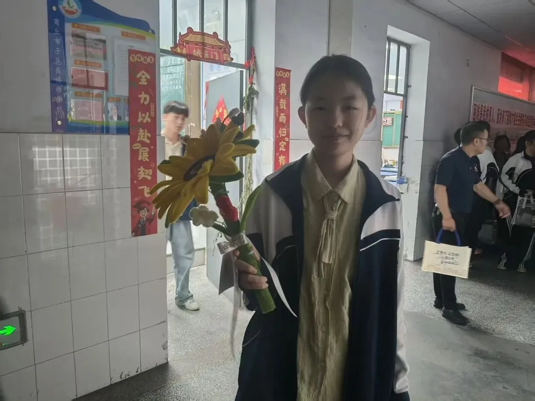九年磨剑,今朝试锋——商丘市博雅学校中考壮行会暖心启幕,为学子逐梦护航-第53张图片-四季读书网