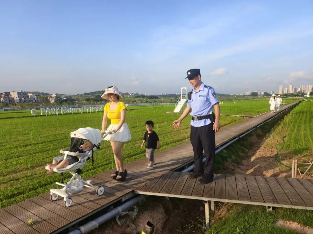 中考遇端午,翔安公安“粽”情守护,“警”候佳音!-第39张图片-四季读书网 中考遇端午,翔安公安“粽”情守护,“警”候佳音!-第39张图片-四季读书网