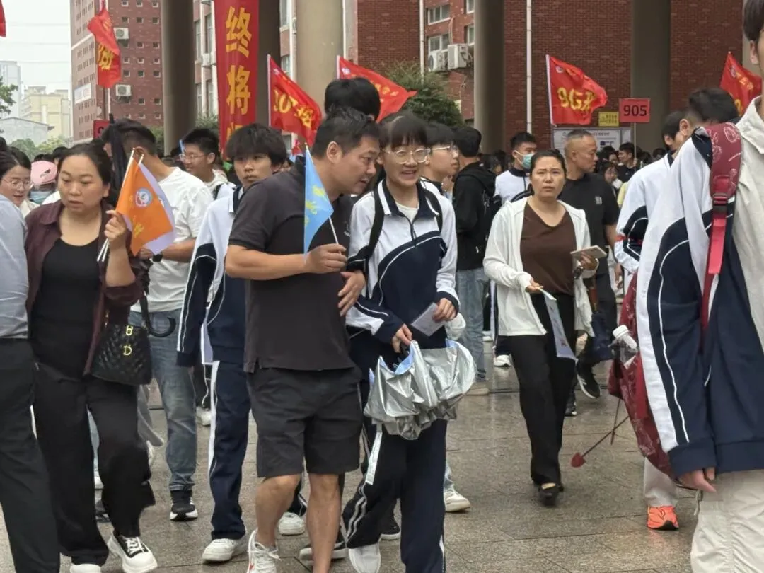 九年磨剑,今朝试锋——商丘市博雅学校中考壮行会暖心启幕,为学子逐梦护航-第94张图片-四季读书网