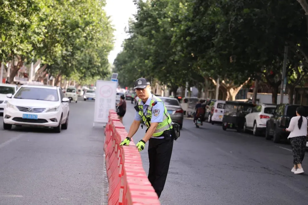 【护航中考 交警同行】你提笔筑梦 我保驾护航-第22张图片-四季读书网 【护航中考 交警同行】你提笔筑梦 我保驾护航-第22张图片-四季读书网