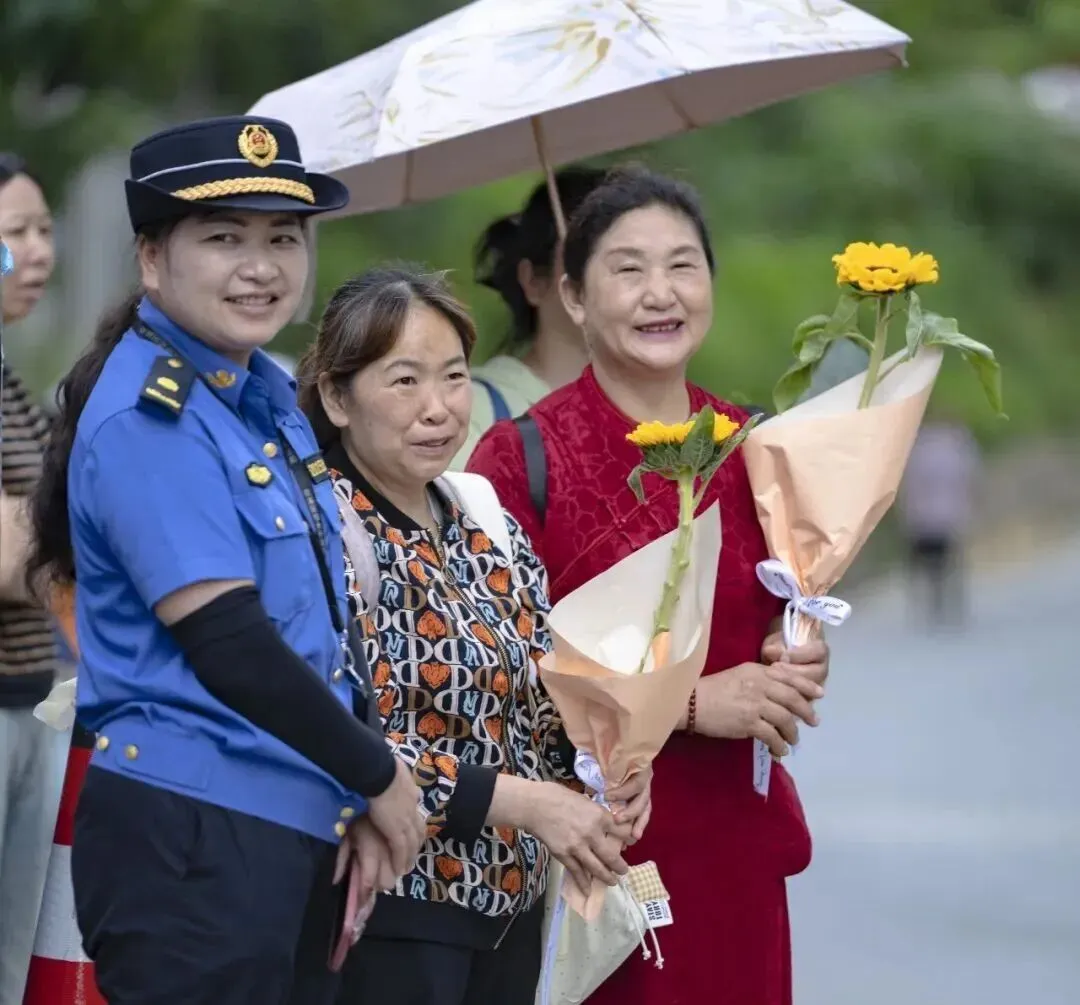 2026花溪中考落幕!-第7张图片-四季读书网 2026花溪中考落幕!-第7张图片-四季读书网