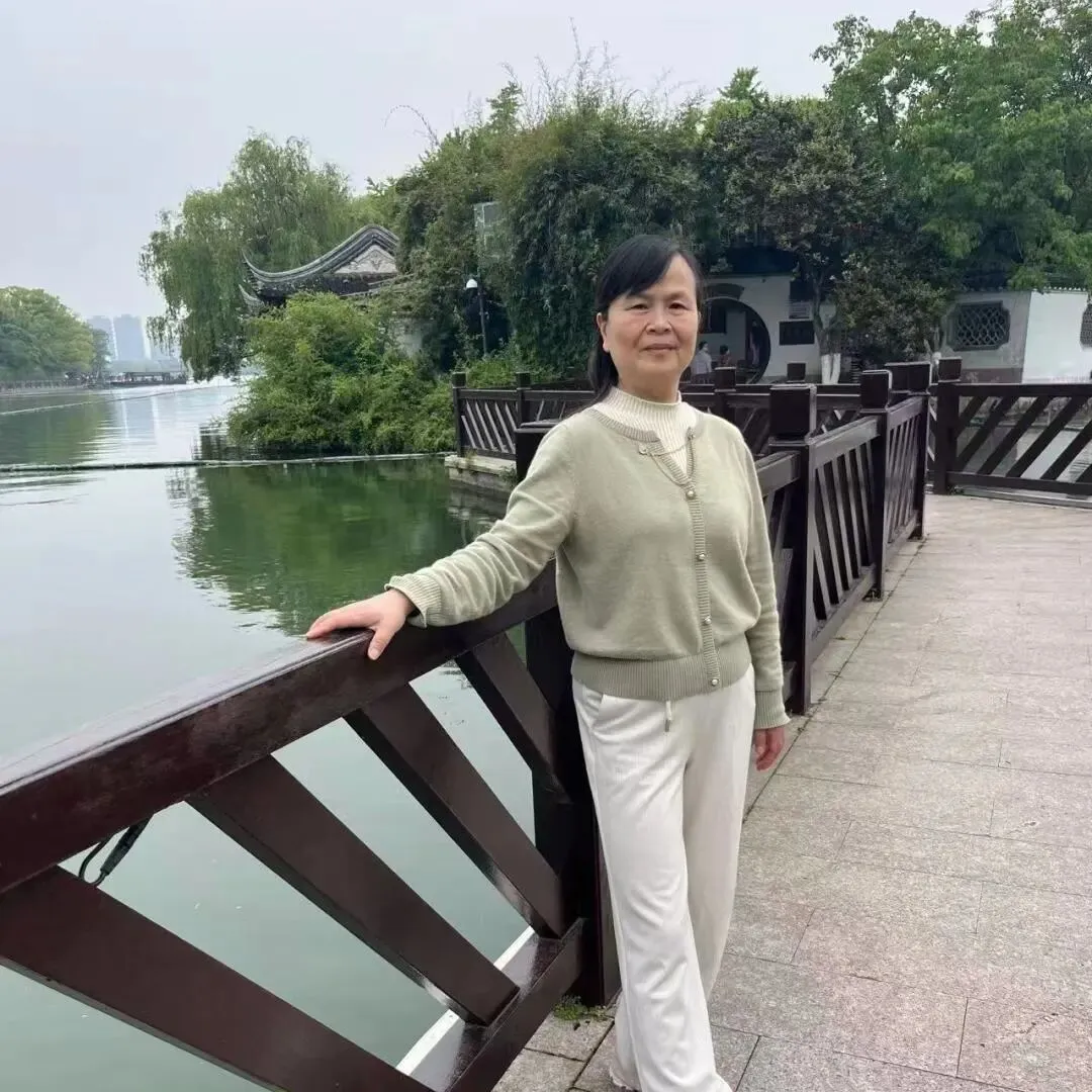 【凤高招生】2026中考季:语文教研组-第14张图片-四季读书网 【凤高招生】2026中考季:语文教研组-第14张图片-四季读书网