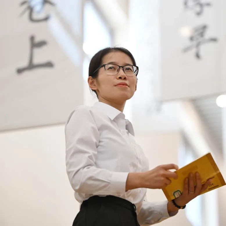 【凤高招生】2026中考季:语文教研组-第20张图片-四季读书网 【凤高招生】2026中考季:语文教研组-第20张图片-四季读书网
