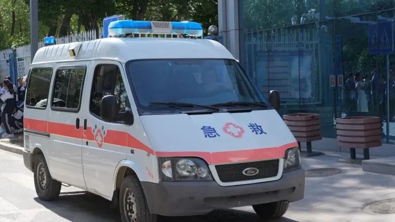 中考首日:巴里坤县多部门全力以赴护航中考-第11张图片-四季读书网 中考首日:巴里坤县多部门全力以赴护航中考-第11张图片-四季读书网