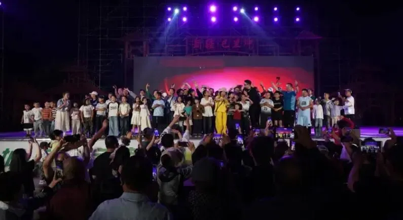 中考首日:巴里坤县多部门全力以赴护航中考-第15张图片-四季读书网 中考首日:巴里坤县多部门全力以赴护航中考-第15张图片-四季读书网