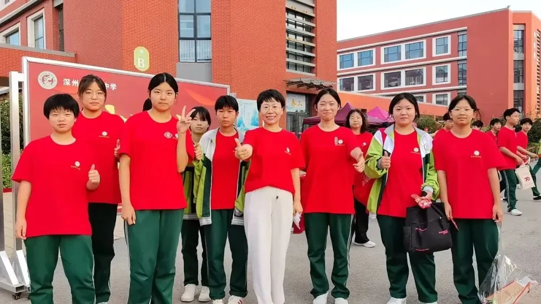 【中考第二天】温情暖校园 初心伴少年——深州市第三中学暖心陪伴学子从容应考-第11张图片-四季读书网