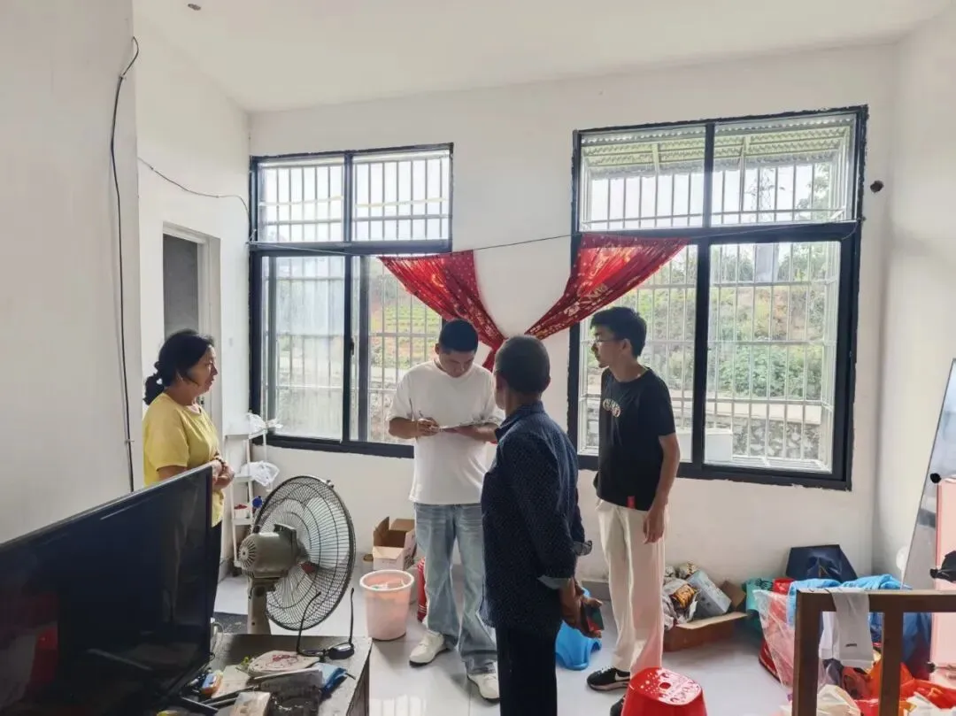 全力护航中考 守护逐梦之路丨五祖镇多部门联动做实中考服务保障-第15张图片-四季读书网 全力护航中考 守护逐梦之路丨五祖镇多部门联动做实中考服务保障-第15张图片-四季读书网
