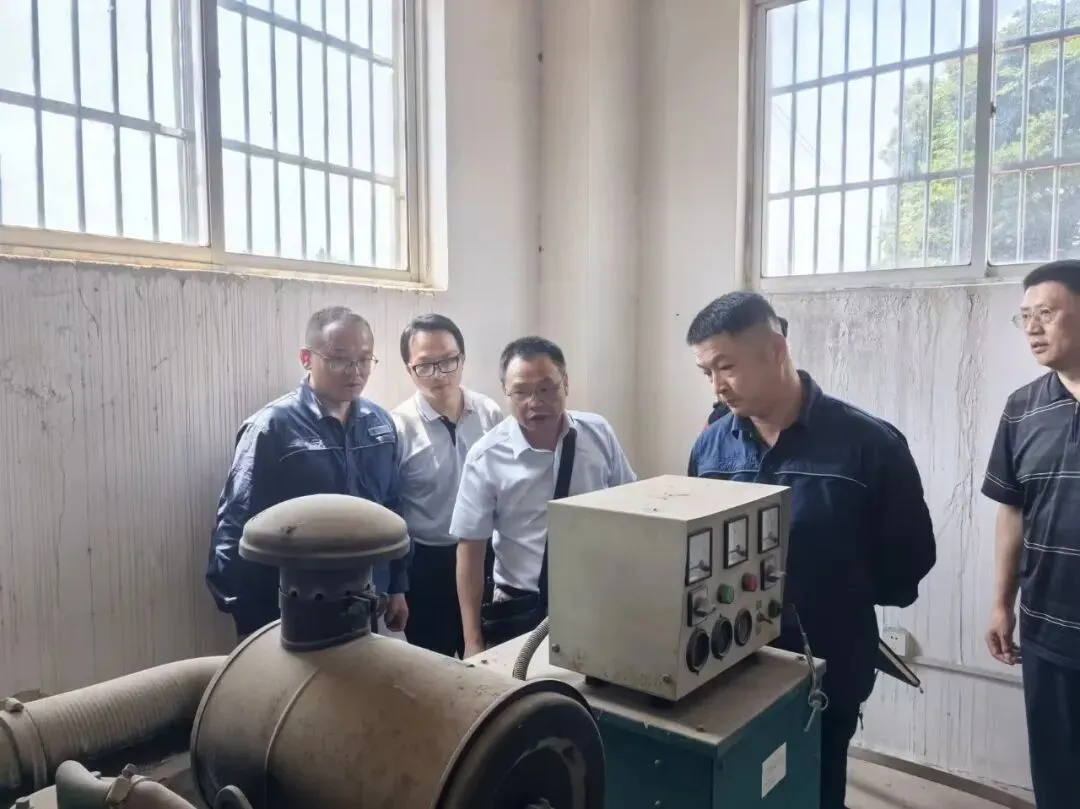 全力护航中考 守护逐梦之路丨五祖镇多部门联动做实中考服务保障-第19张图片-四季读书网 全力护航中考 守护逐梦之路丨五祖镇多部门联动做实中考服务保障-第19张图片-四季读书网