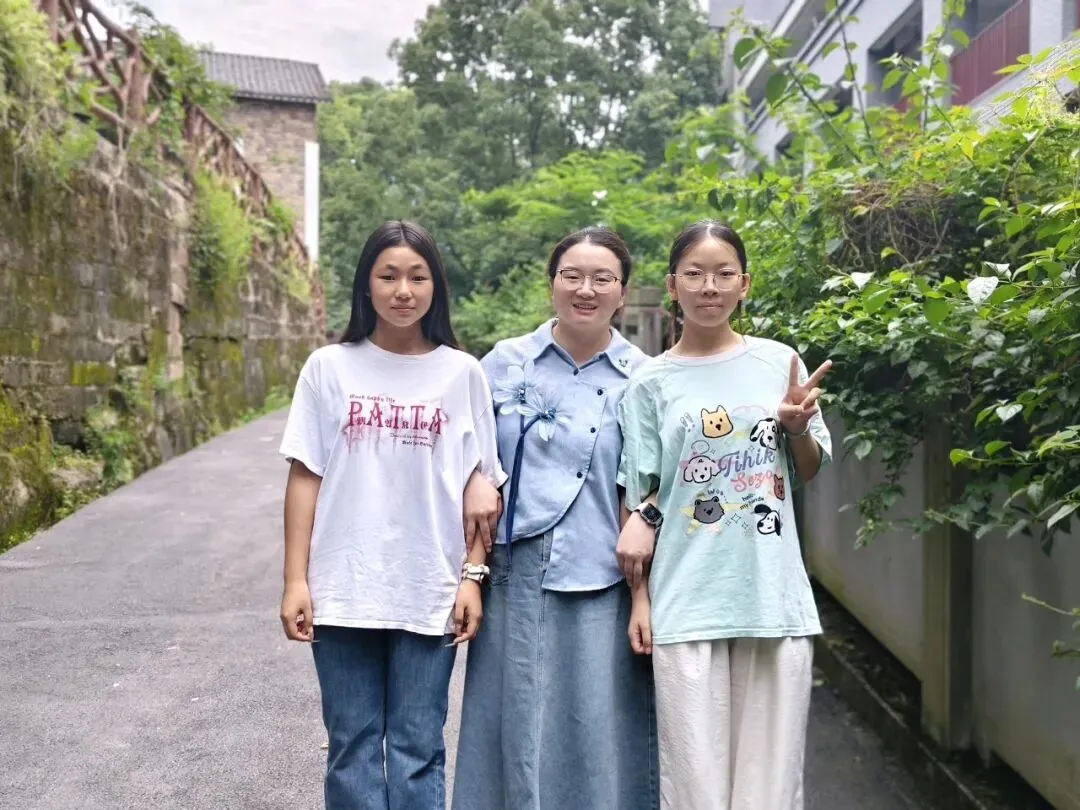中考后,我的“嫡长生”们来看我了~-第4张图片-四季读书网