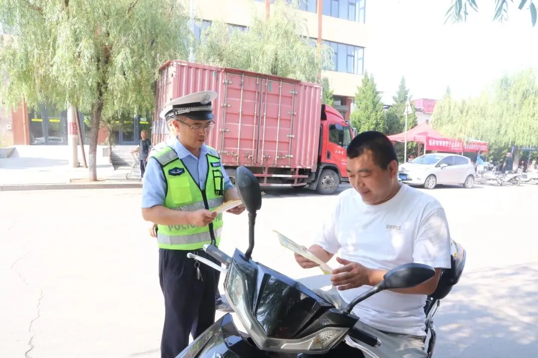 【护航中考】平安落幕!霍州公安交警圆满完成2026年中考交通安保工作-第14张图片-四季读书网 【护航中考】平安落幕!霍州公安交警圆满完成2026年中考交通安保工作-第14张图片-四季读书网