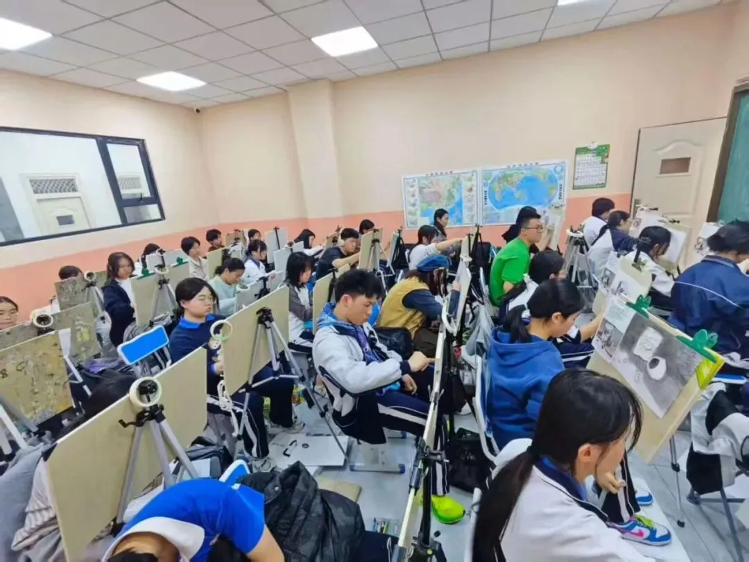 2027届华厦·广东美术联考模拟考开始报名啦!考华厦,保本科-第12张图片-四季读书网