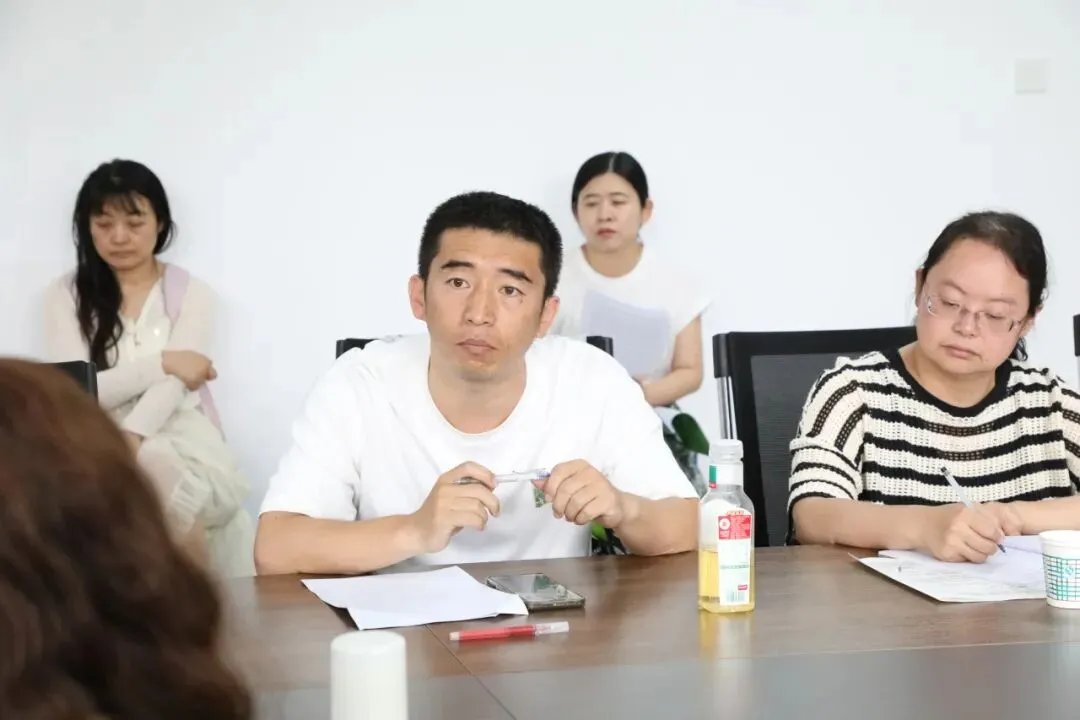 精研真题促课堂 聚力备考启新程——新城区高中语文专项教研活动圆满举行-第14张图片-四季读书网 精研真题促课堂 聚力备考启新程——新城区高中语文专项教研活动圆满举行-第14张图片-四季读书网