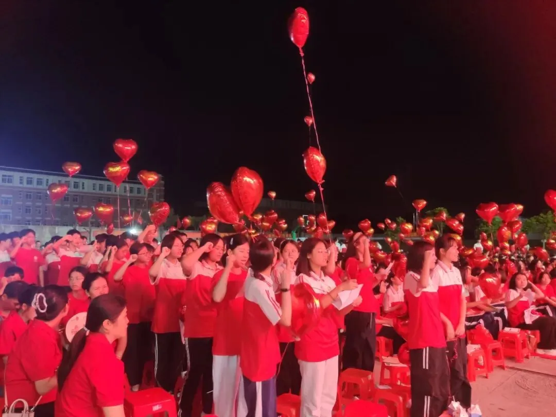 逐梦中考 永顺必胜——北流市永顺初级中学举行2026届中考壮行大会-第53张图片-四季读书网 逐梦中考 永顺必胜——北流市永顺初级中学举行2026届中考壮行大会-第53张图片-四季读书网