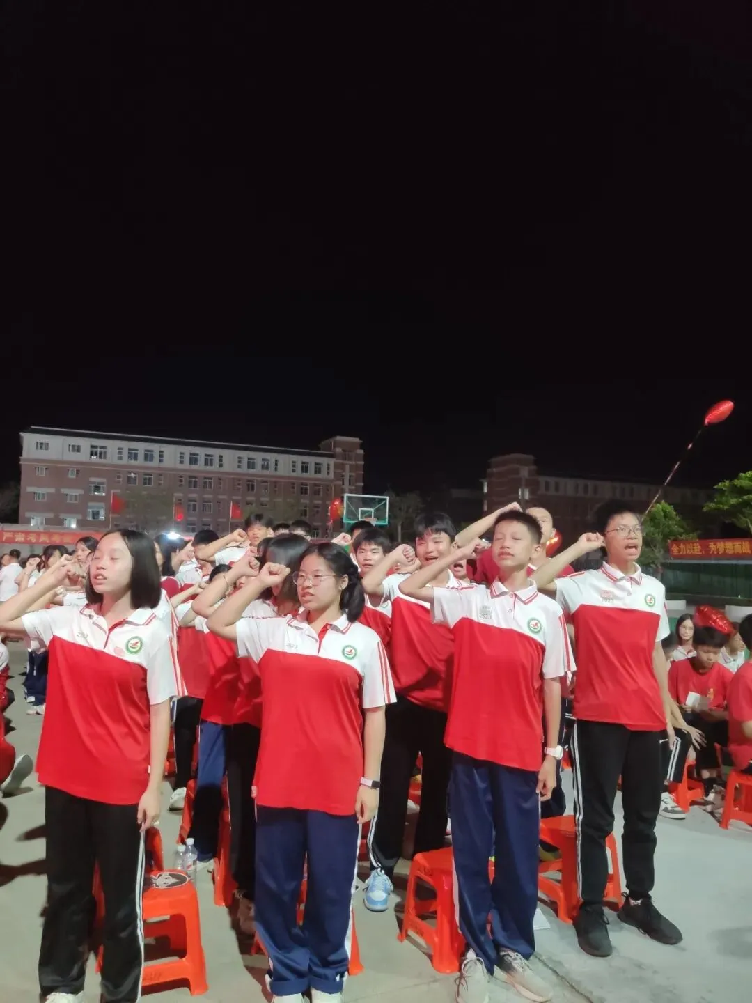逐梦中考 永顺必胜——北流市永顺初级中学举行2026届中考壮行大会-第79张图片-四季读书网 逐梦中考 永顺必胜——北流市永顺初级中学举行2026届中考壮行大会-第79张图片-四季读书网