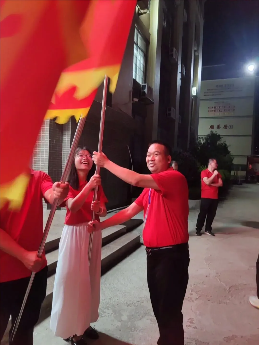 逐梦中考 永顺必胜——北流市永顺初级中学举行2026届中考壮行大会-第93张图片-四季读书网 逐梦中考 永顺必胜——北流市永顺初级中学举行2026届中考壮行大会-第93张图片-四季读书网