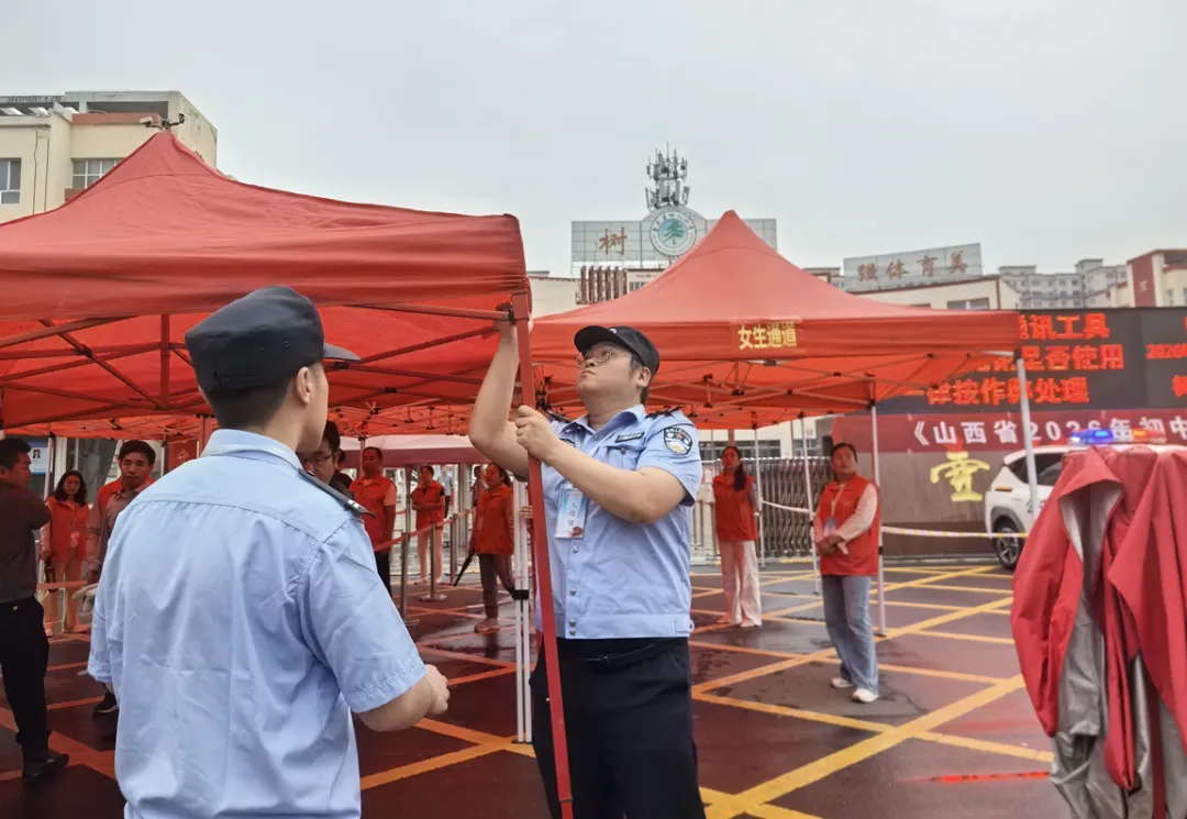 护航中考  “警”准发力-第13张图片-四季读书网