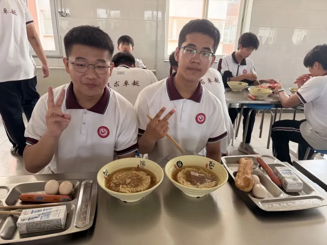 暖心护航中考,温情伴梦前行|景县锦腾高级中学全方位守护初三学子逐梦之路!-第13张图片-四季读书网