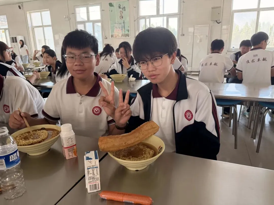 暖心护航中考,温情伴梦前行|景县锦腾高级中学全方位守护初三学子逐梦之路!-第15张图片-四季读书网