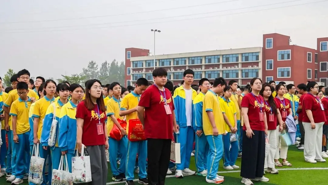卓越|中考加油站——送你出发,等你归来!-第14张图片-四季读书网 卓越|中考加油站——送你出发,等你归来!-第14张图片-四季读书网