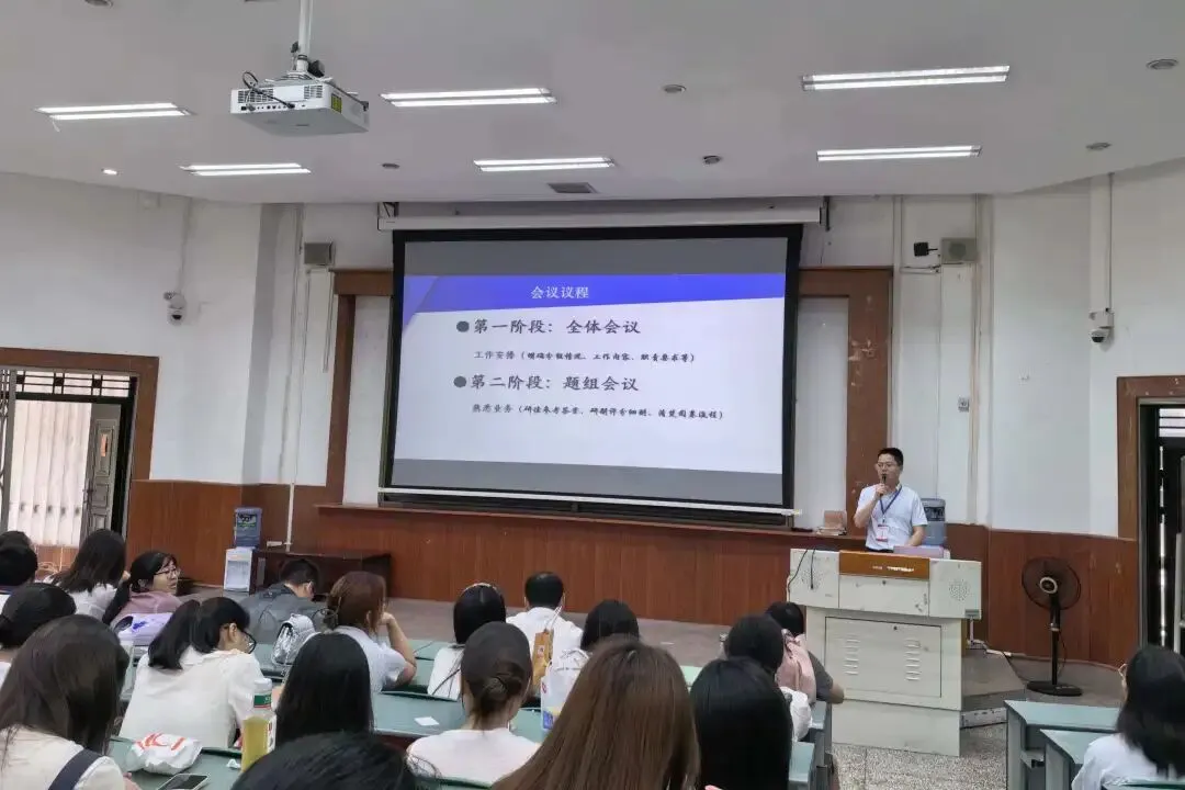 中考动态丨直击南充市2026年中考评卷现场-第6张图片-四季读书网 中考动态丨直击南充市2026年中考评卷现场-第6张图片-四季读书网