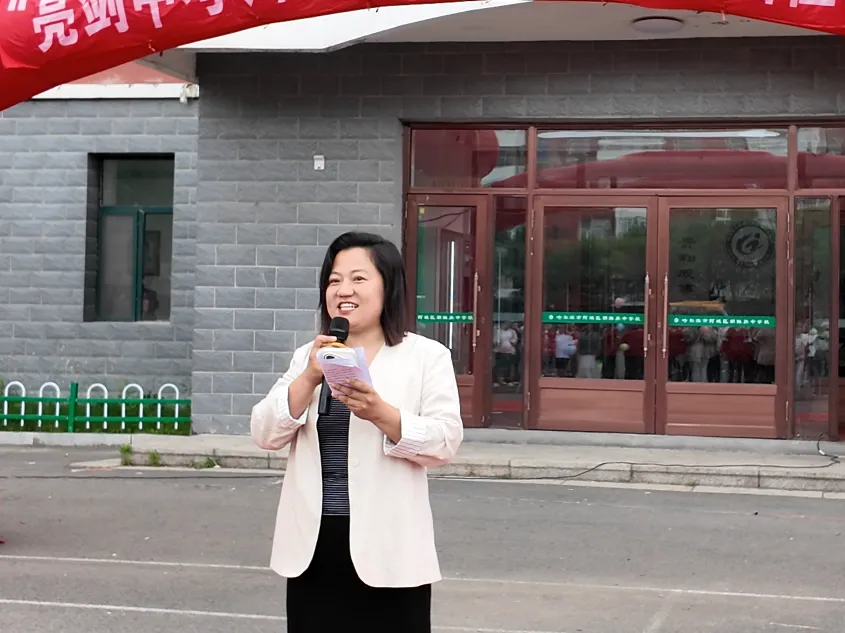 亮剑中考 再创辉煌——鹅坡集团阿城校区哈尔滨市龙涤新世纪学校隆重举行2026届出征仪式-第8张图片-四季读书网 亮剑中考 再创辉煌——鹅坡集团阿城校区哈尔滨市龙涤新世纪学校隆重举行2026届出征仪式-第8张图片-四季读书网