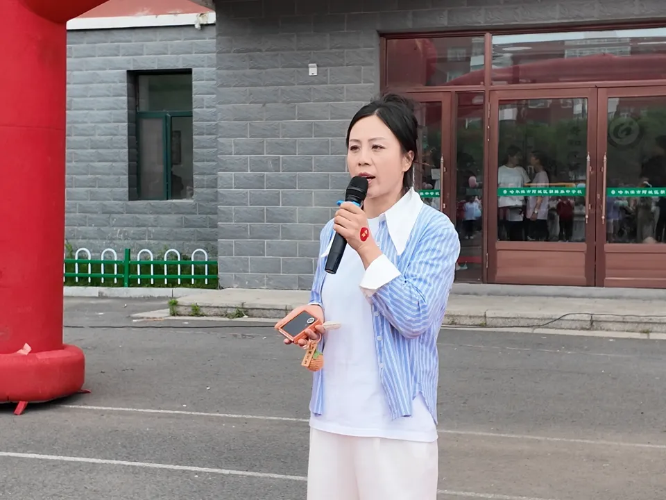 亮剑中考 再创辉煌——鹅坡集团阿城校区哈尔滨市龙涤新世纪学校隆重举行2026届出征仪式-第12张图片-四季读书网 亮剑中考 再创辉煌——鹅坡集团阿城校区哈尔滨市龙涤新世纪学校隆重举行2026届出征仪式-第12张图片-四季读书网