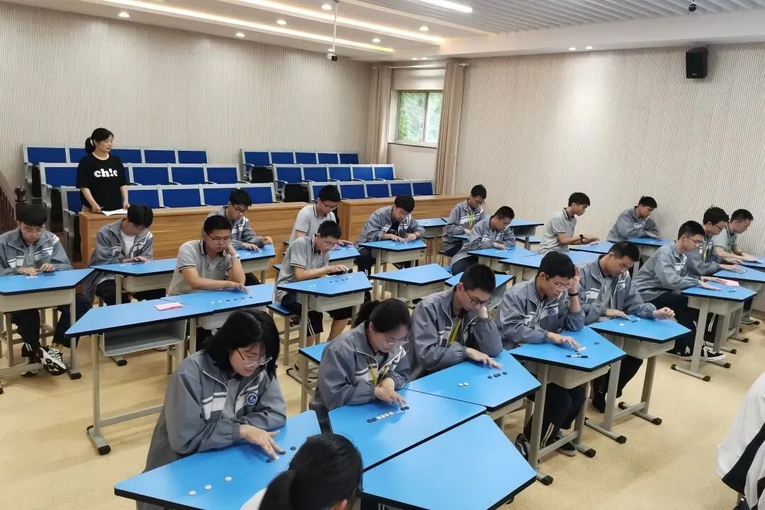 【凤高招生】2026中考季:数学教研组-第10张图片-四季读书网