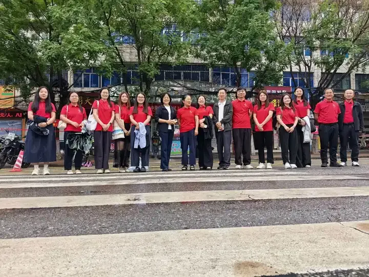 执笔逐梦,亮剑中考!上蔡中学2026年初三学子中考热血壮行!-第20张图片-四季读书网