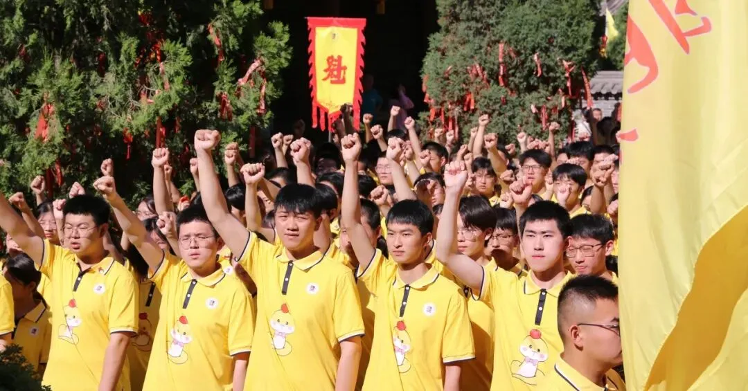 别等中考落榜才后悔!启航一对一免费咨询:现在干预还来得及-第10张图片-四季读书网