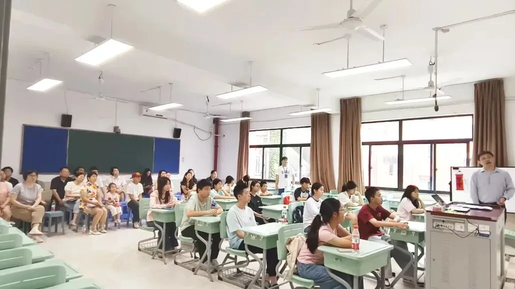 中考后,从这里看见世界的答案 | 雅礼国际部6月21日校园开放日圆满举行-第22张图片-四季读书网
