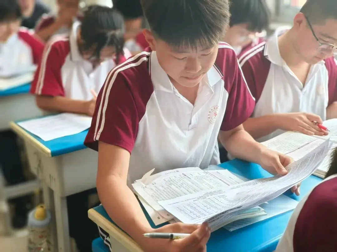 【盘古文武学校】冲刺地生中考 扬帆正当时-第13张图片-四季读书网